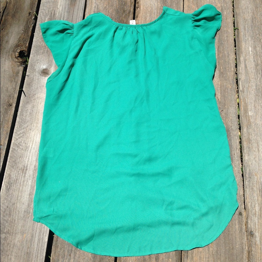 Francesca's green blouse - Picture 3 of 4